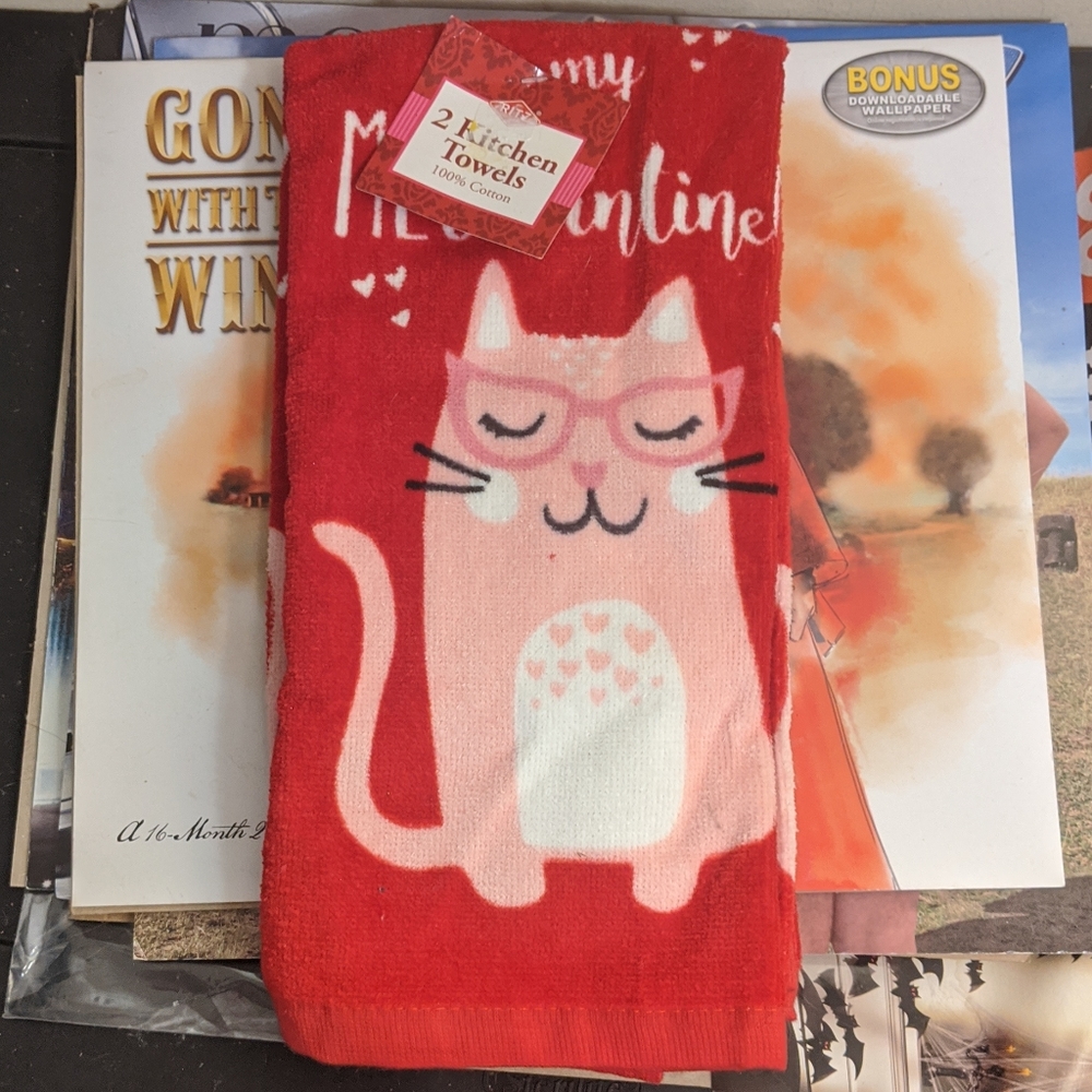 Be My Meowintine Kitty Cat Valentine Holiday Festive Hanging Kitchen Towel Set